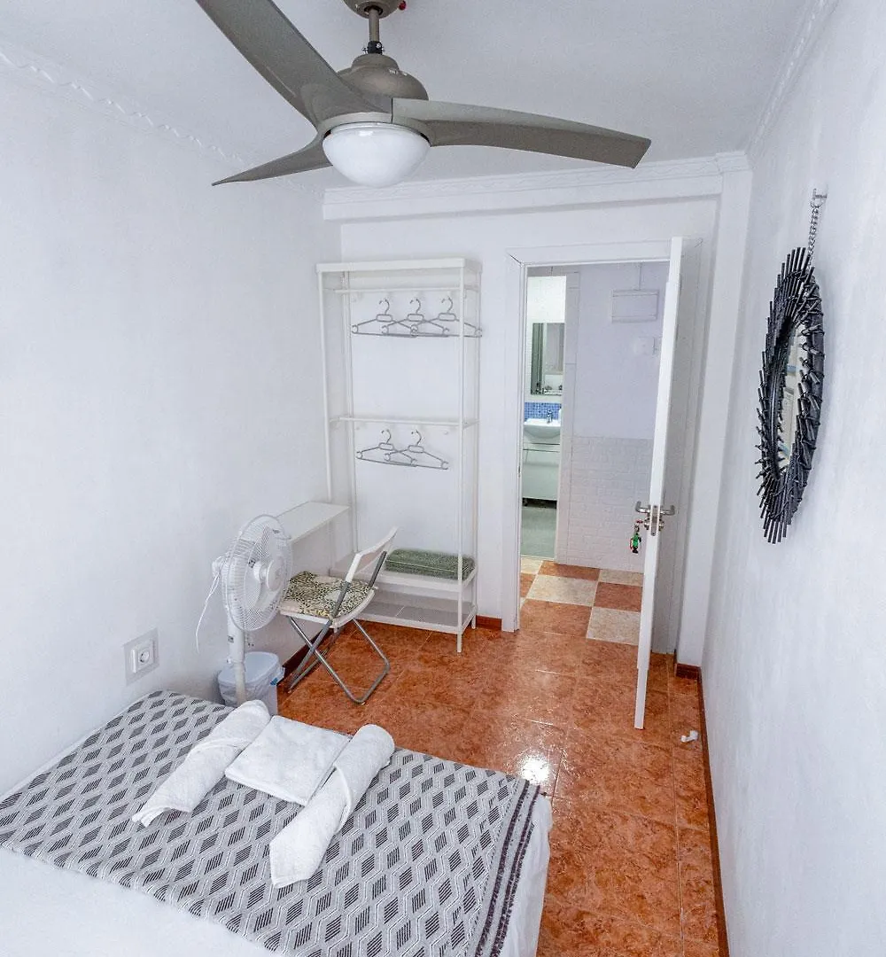 Habitacion Cama Matrimonio Piso Compartido 0*, Torremolinos Spain