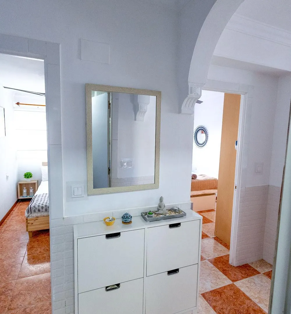 Habitacion Cama Matrimonio Piso Compartido Torremolinos